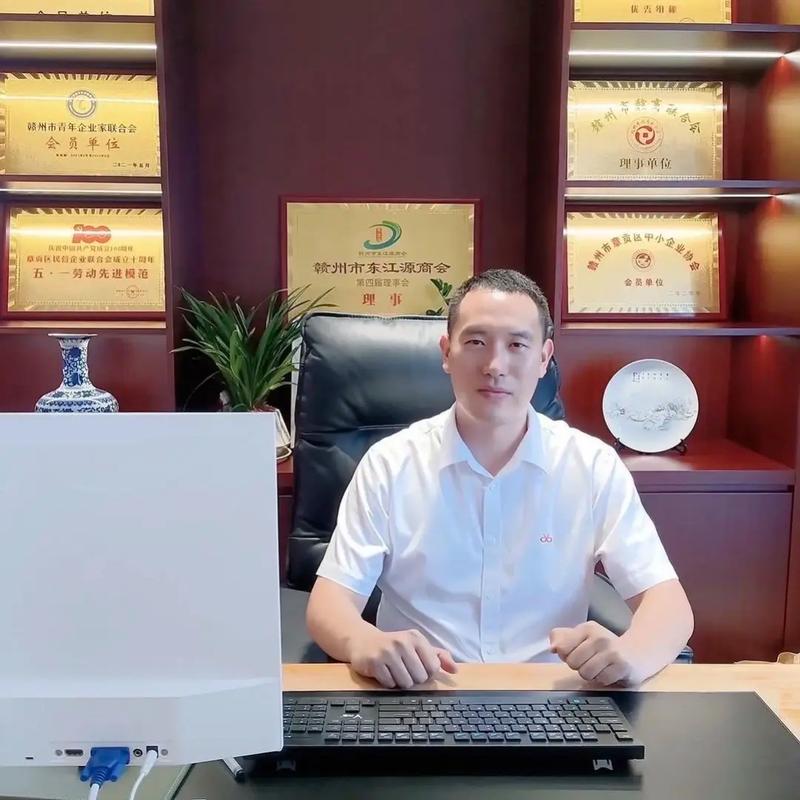 今晚澳门特马开奖结果和律师收同案相反判决与同一律所为同案犯辩护
